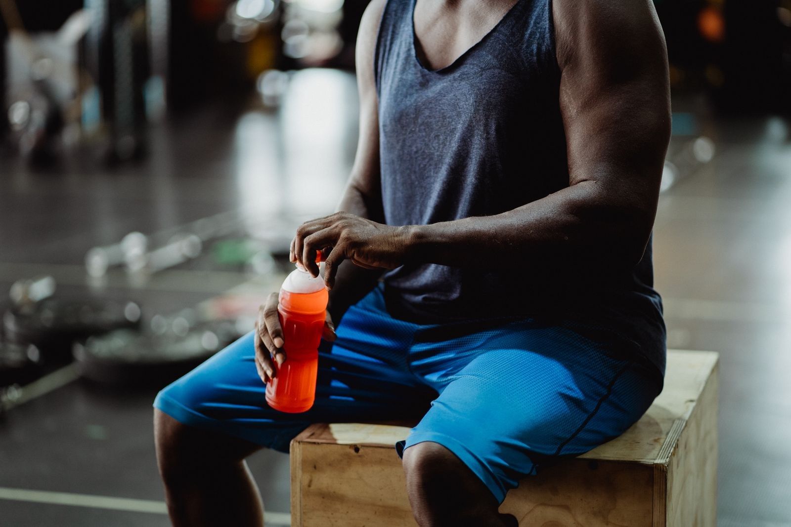 Cena de loja de suplementos e de treino, foto ilustrativa