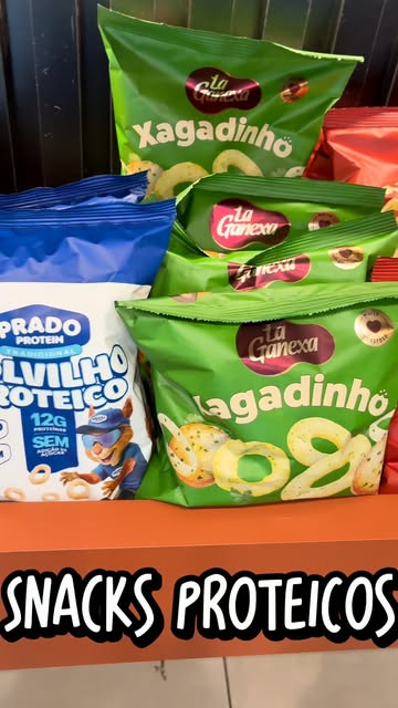 Snacks proteicos na prateleira